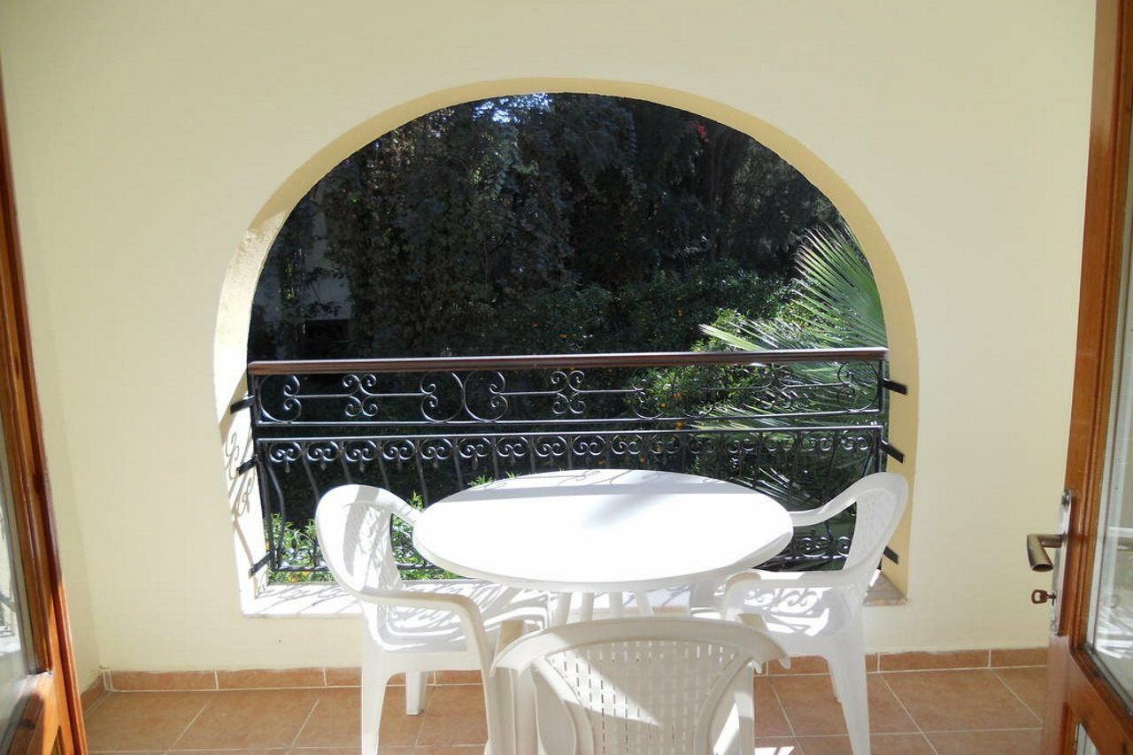 Toloman Bitezpark Apartments Bodrum Esterno foto